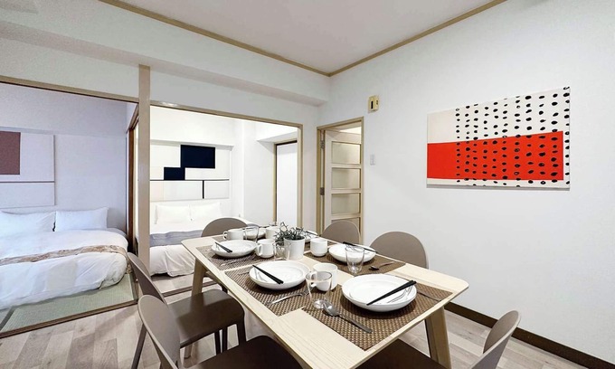 Hiroshima City Centre Apartment | bHOTEL128 3BR for 9 person, min walk to Peace Park