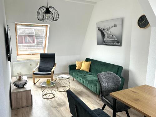 Goethestraße Apartment | BHV-3- und 5-Zimmer Wohnungen mit Terrasse, 24h self-check-in, TV, Internet, DisneyPlus, Waschmaschine