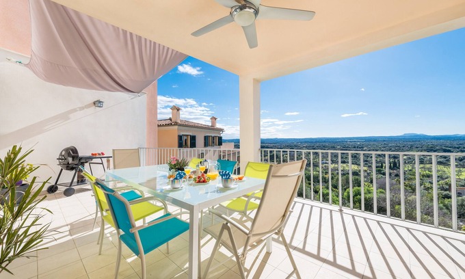 Buger House | BIALI - Chalet with terrace in Buger. Free WiFi