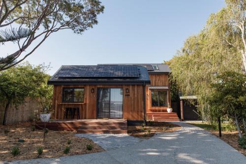 Bicheno House | Bicheno Garden Cottages