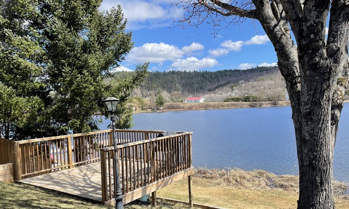 Val-des-Monts House | Bienvenue au Paradis