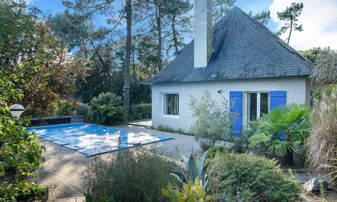 Pornichet House | Big house for 8 with a pool in Pornichet