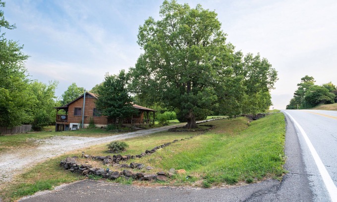 Jasper House | Big Oak Cabin - mountaintop home near Jasper
