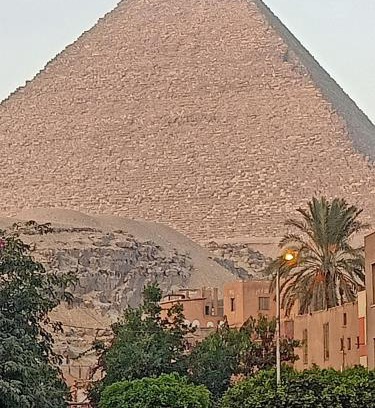 Al Haram Villa | Big pyramid view house