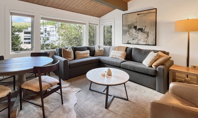 Snowmass Village Condo | Big Savings, More Nights! 15% off 3 night stays thru Dec 14
