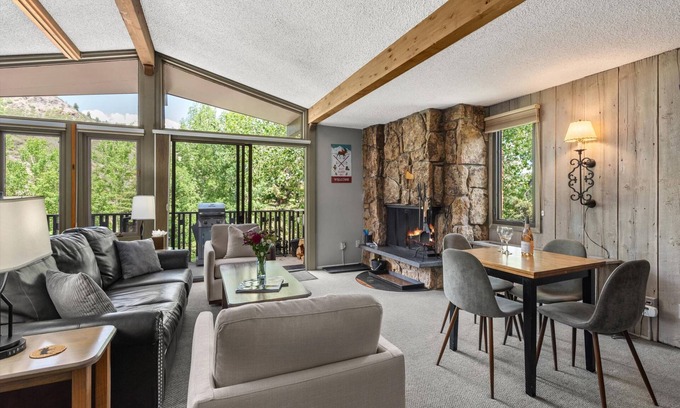 Snowmass Village Condo | Big Savings, More Nights! 15% off 3 night stays thru Dec 14