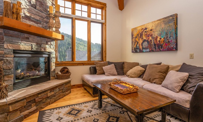 Big Sky House | Big Sky condo with private hot tub, fireplace & 360 degree views