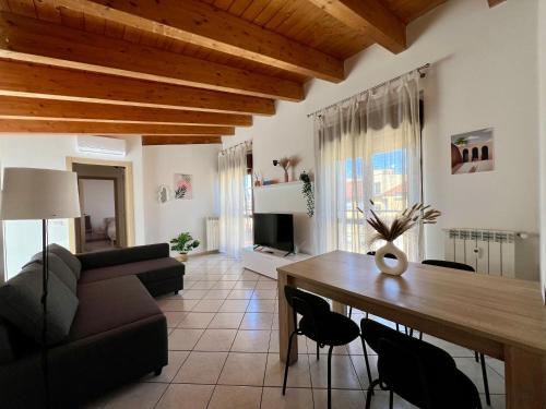 Acquabella Apartment | Big Skyview Goldoni - Duomo M4 Lin Airport