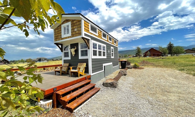 Victor House | Big View Tiny House, a luxury tiny house experience!