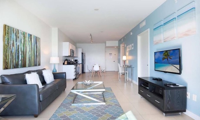 North Beach Apartment | Bike Along Miami Sea-side Views | Direct Ocean View & Beach Access