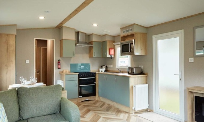 Great Billing Ski Chalet | Billing Aquadrome Silver 3 Bed Caravan MP129
