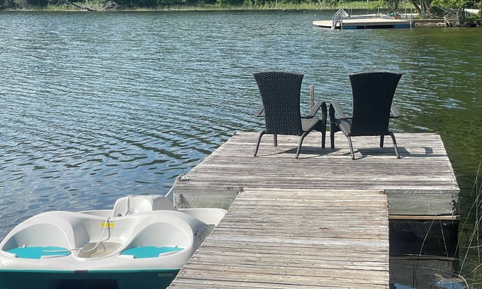 L'Amable Cottage | Birch Bark Canoe Lucerne Lake Cottage is beautiful pet friendly & near Bancroft