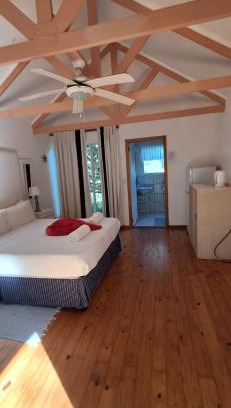 Lopes Other | Bird watchers paradise, peaceful chalet in shaded resort