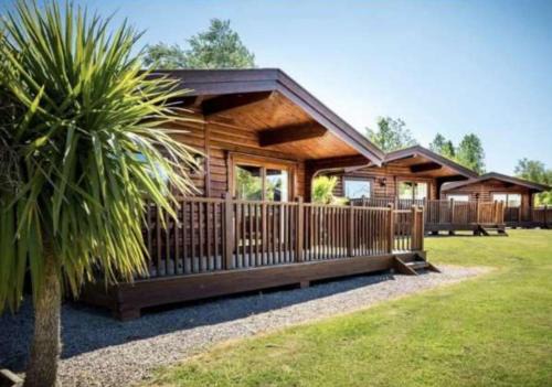 Newton Saint Cyres Apartment | Bishops Park Lodges At Fingle Glen Golf Club