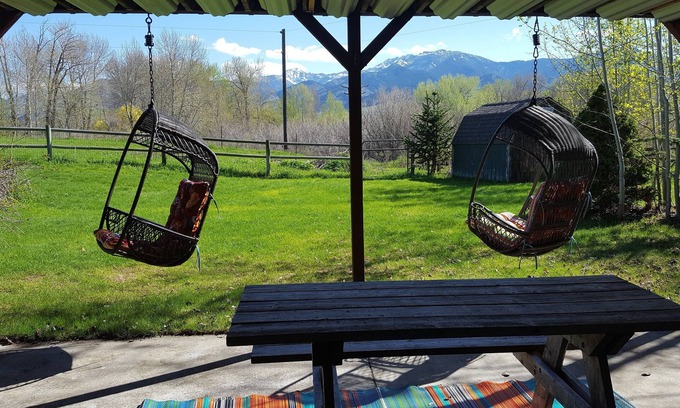 Bozeman Apartment | Black Bear Inn,Bridger views, E. Gallatin river access via cherry creek ponds.