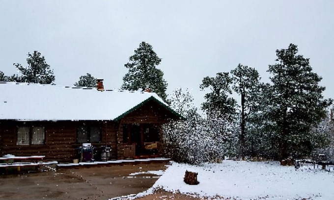 Colorado Springs Hotel | Black Forest Lodge