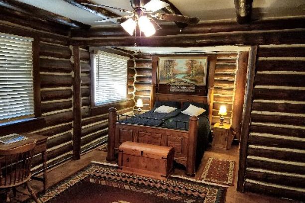 Colorado Springs Cabin | Black Forest Lodge Colorado Springs