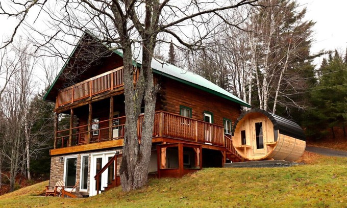 Red Bank Cabin | Black Rapids - Atlantic Lodge