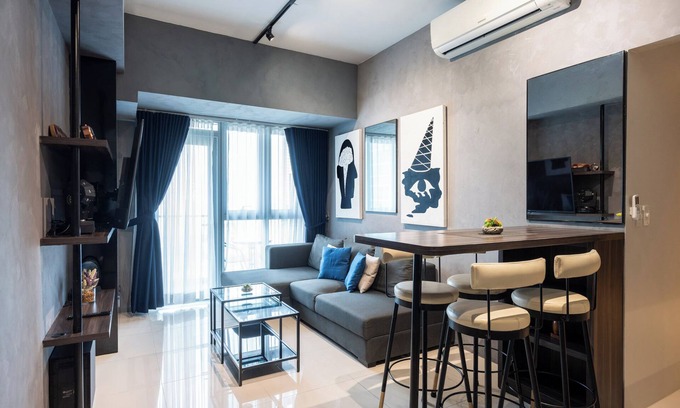 Bonifacio Global City Condo | Blackjack Suite @ Uptown Parksuites T2/35th Flr