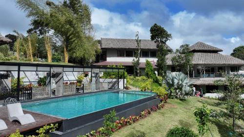 Pirmed Hotel | Blanket Days Resort and Spa