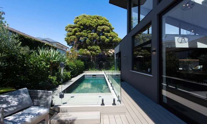 Hampton East House | 'Block' out some time at this Luxury Villa