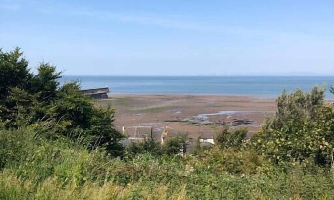 Maryport House | Blue Anchor House - 5 minute walk to Maryport Beach and Marina