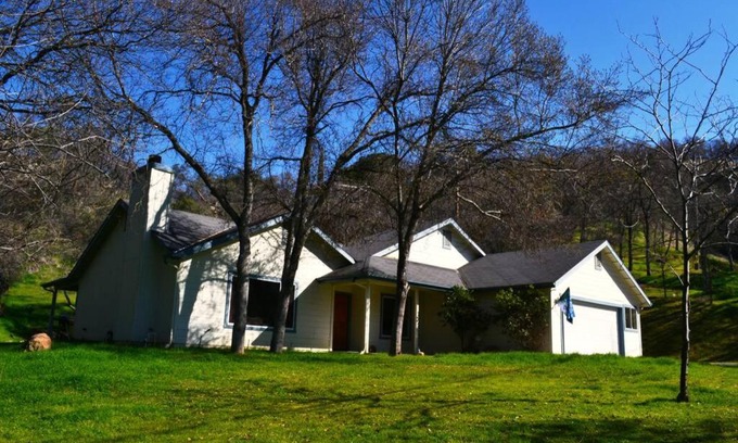 Three Rivers House | Blue Jay Paradise