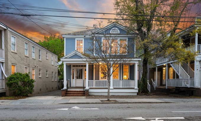 Cannonborough Elliotborough Apartment | Blue Magnolia Suite B: Your Serene Escape