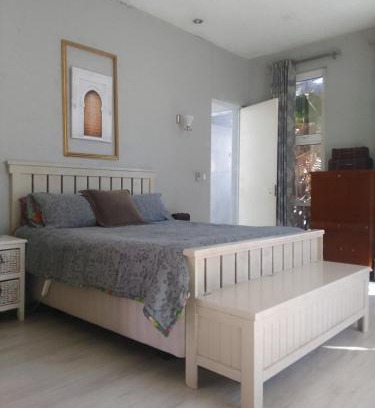 Ekurhuleni Cabin | Blue Oasis 2 Sleeper Studio- Garden suite