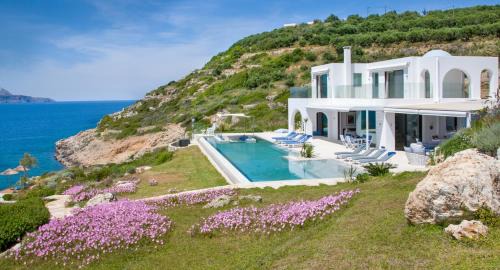 Plaka Villa | Blue Paradise Chania