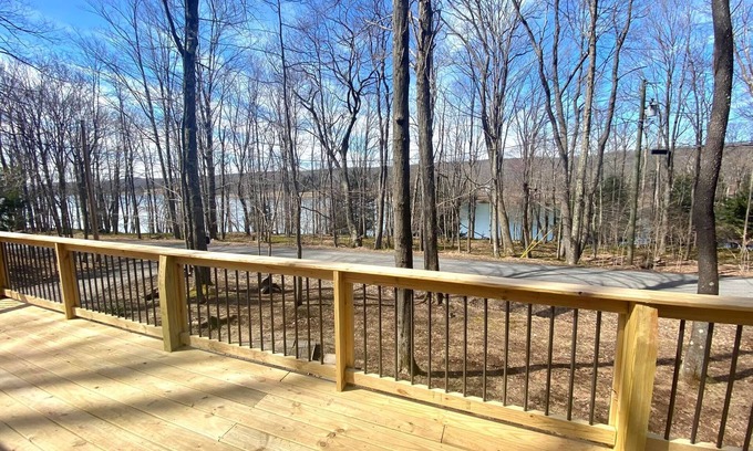 Alpine Lake Ski Chalet | Blue – Peaceful lakefront with a view