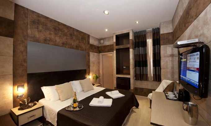 Vatican House | Blue Suite Vatican Guesthouse