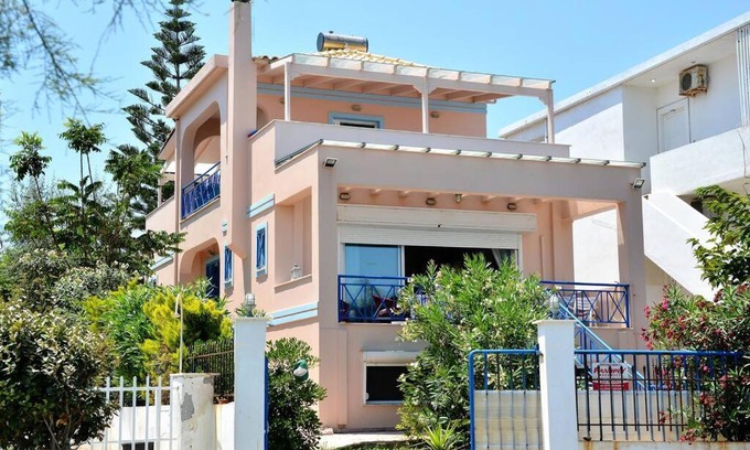 Assos-Lechaio Villa | Blue View of Korinthian bay villa in Lecheo