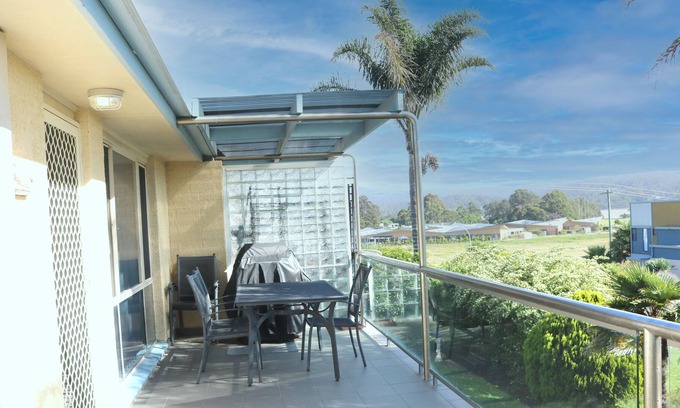 Eden Apartment | Blue Waters Unit 4 - 2+ nights