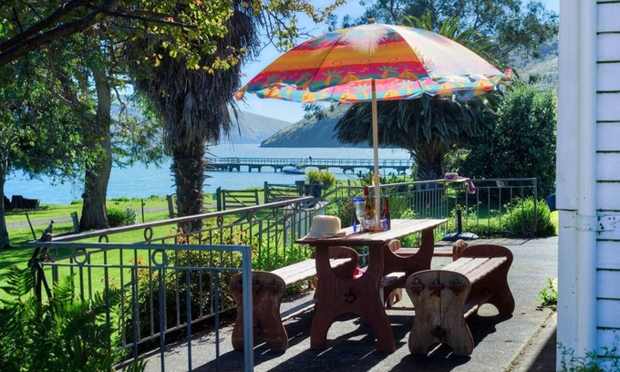 Port Levy Cottage | Blueberry Bach - Port Levy Holiday Home, PORT LEVY