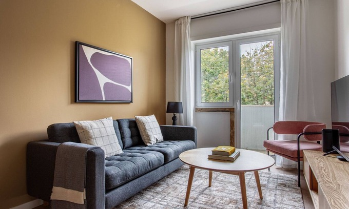 Sao Joao de Deus Apartment | Blueground | Campo Pequeno, fully equipped