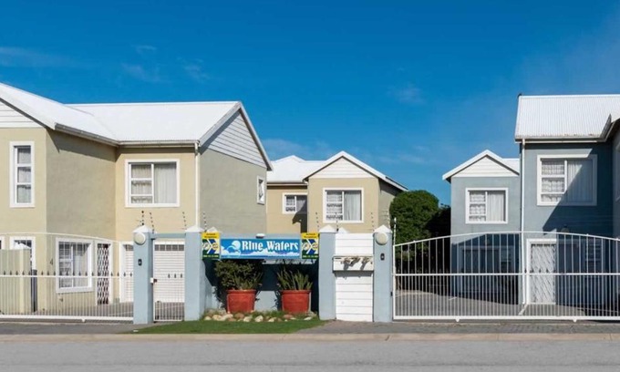 Bluewater Bay Bed & Breakfast | Bluewaters Self-Catering Units