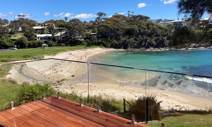Malua Bay House | Blutique | Absolute Beachfront, Malua Bay | Wifi
