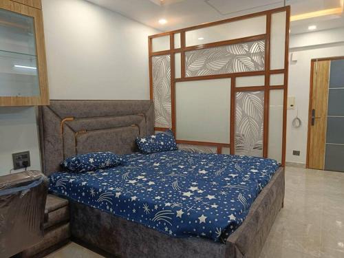 New Delhi Apartment | BnBBuddy Executive Studio Apt in West Delhi 720