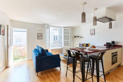 Sorbonne Apartment | BnBNova - Latin Quarter - 1BR with Balcony