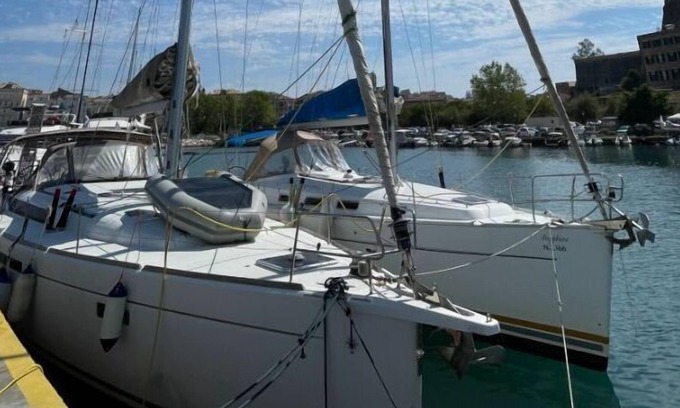 Corfu Town Boat Rental | Boat 'Oceanis 31037i' with Sea View and Wi-Fi