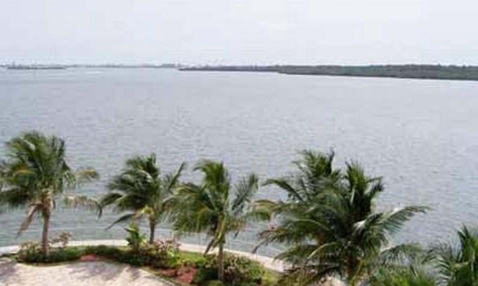 St. Petersburg - Clearwater Apartment | Boca Ciega Resort by Travel Resort Services