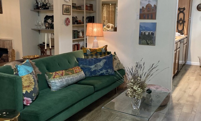 Mid City South Condo | Bocage East Baton Rouge - this 2 bed 2 bath