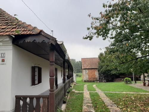 Sarazsadany House | Bodrogparti Vendégház Sárazsadány