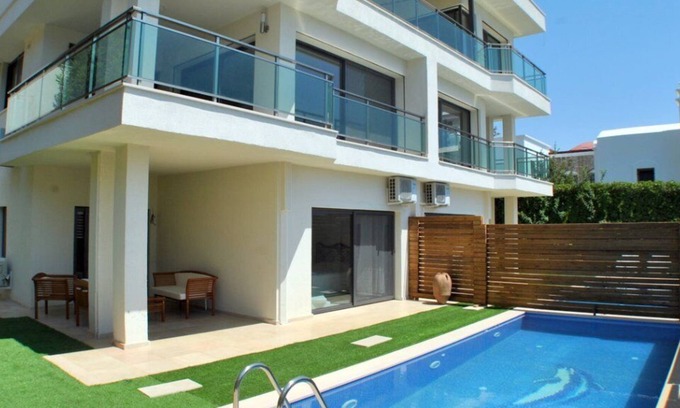 Bodrum City Center Villa | Bodrum 3 Bedrooms Private Pool Villa in City Center