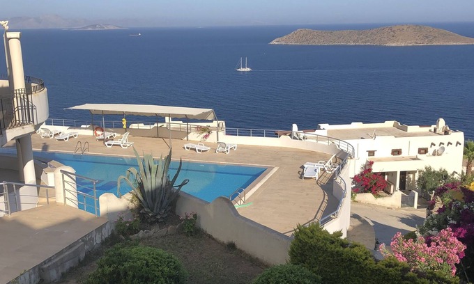 Koyunbaba Villa | Bodrum, Gumusluk detached villa with an amazing sea view.