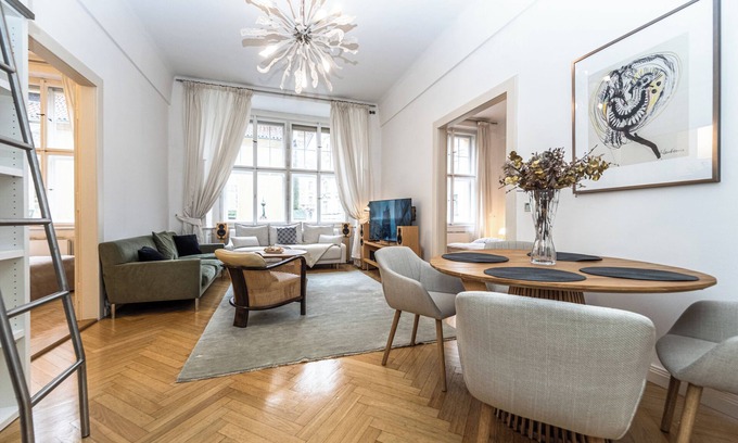 Josefov Apartment | Bohemian charm apartment by Paris Avenue 1