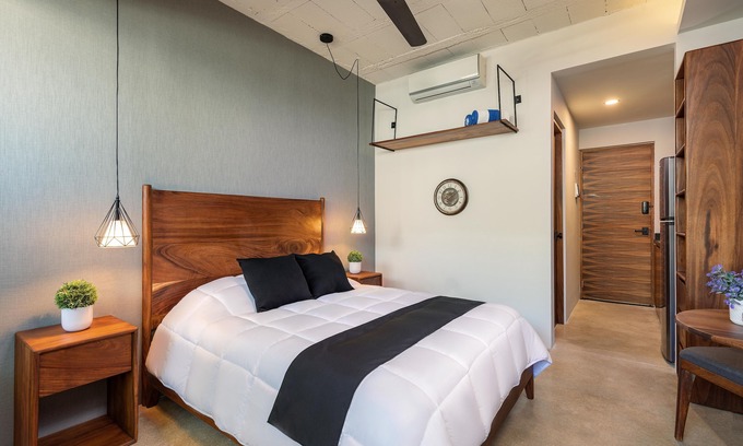 Luis Donaldo Colosio Apartment | BoHo lofts & studios new modern w/ocean-view pool