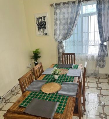 Boma la Ngombe Bed & Breakfast | Boma villa kilimanjaro
