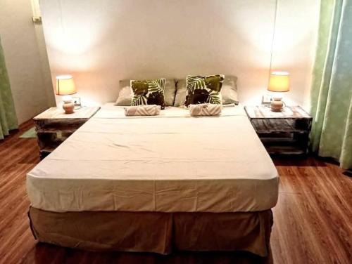 Larena House | Bonjorge Homestay- Helen, Larena,Siquijor